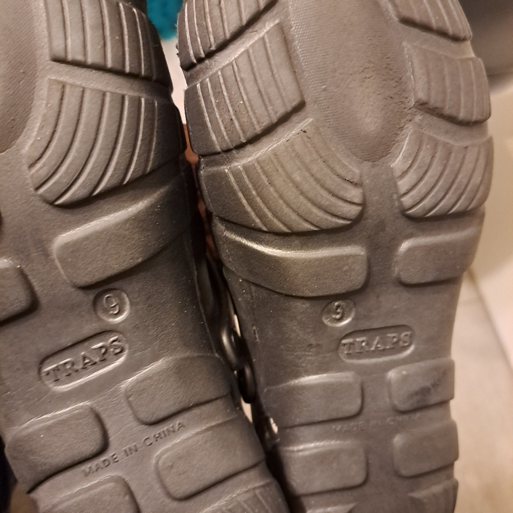 Traps Shoes Size 9 Worn Once Black - Picture 10 of 12